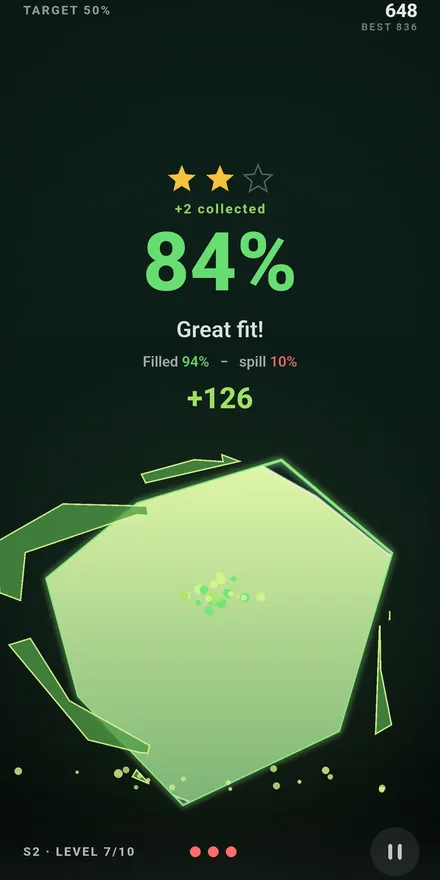 The Forest theme: a green piece settling into a heptagon target, scoring 84%.