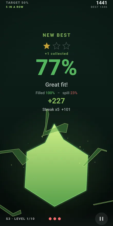 A combined target with a peak on top, filled by a green piece, scoring 77% with one star.